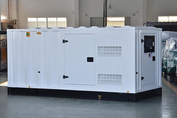 岭东发电机组气门间隙的调整周期是多久？