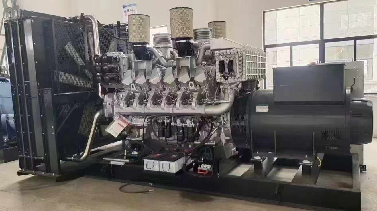 岭东800KW柴油发电机组可以带动多少kw的设备？
